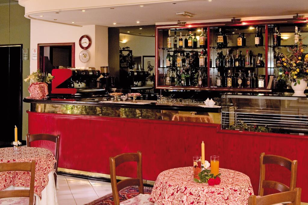 Balletti Palace Hotel Viterbo Kültér fotó